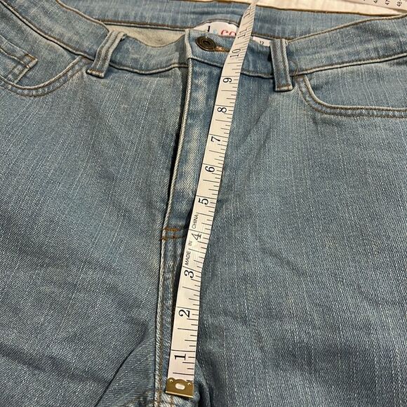 D & Co Denim + Company light wash jean shorts size 12 - Picture 9 of 9